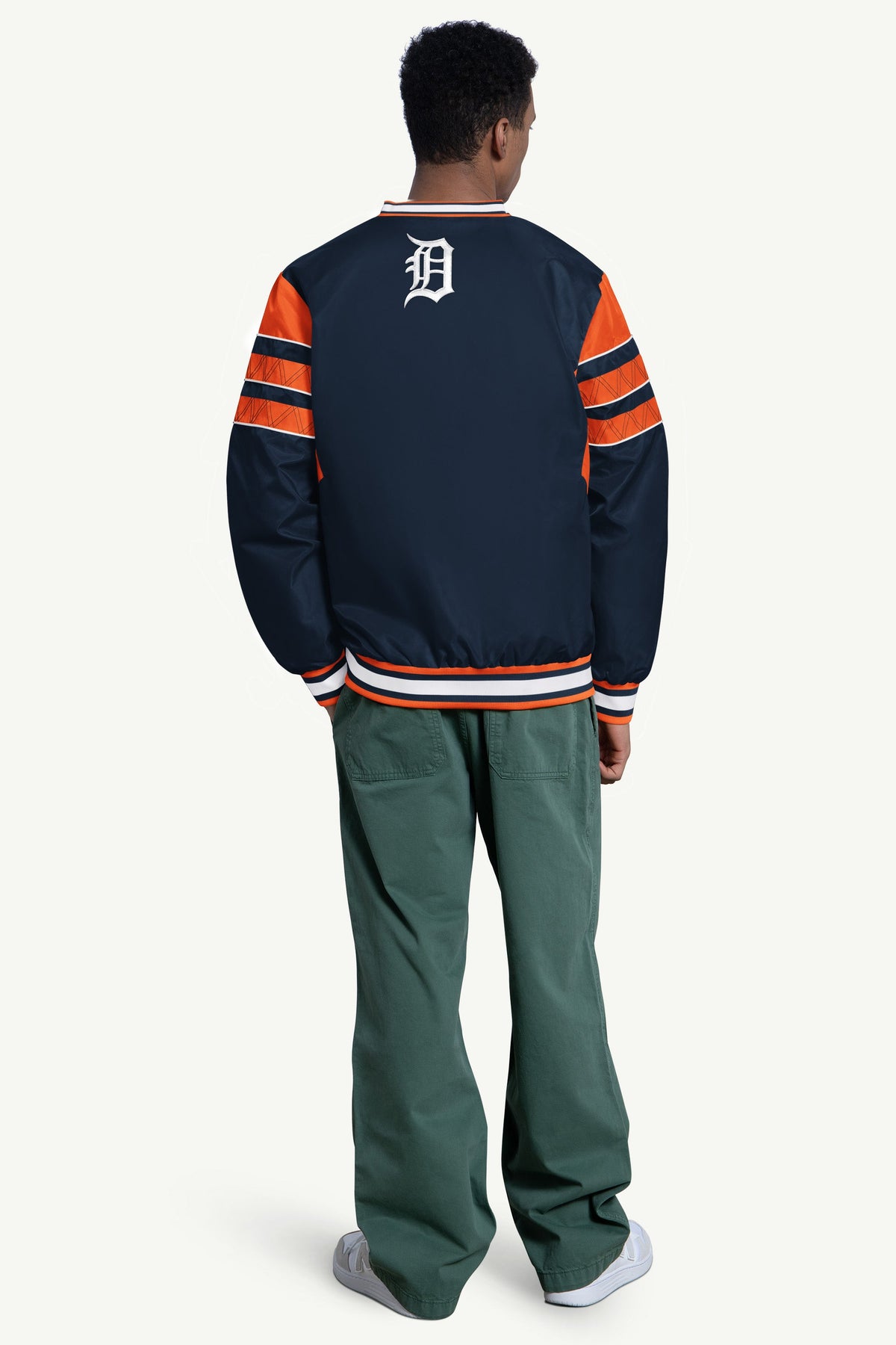 MENS DETROIT TIGERS ENFORCER V-NECK PULLOVER JACKET