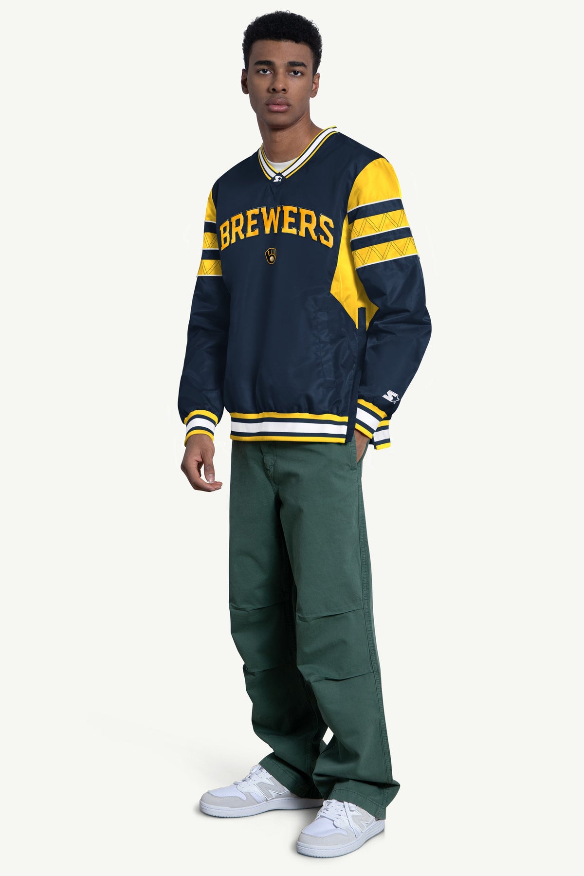 MENS MILWAUKEE BREWERS ENFORCER V-NECK PULLOVER JACKET