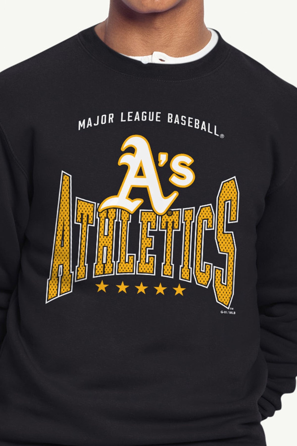 MENS ATHLETICS CENTER SQUEEZE SWEATSHIRT