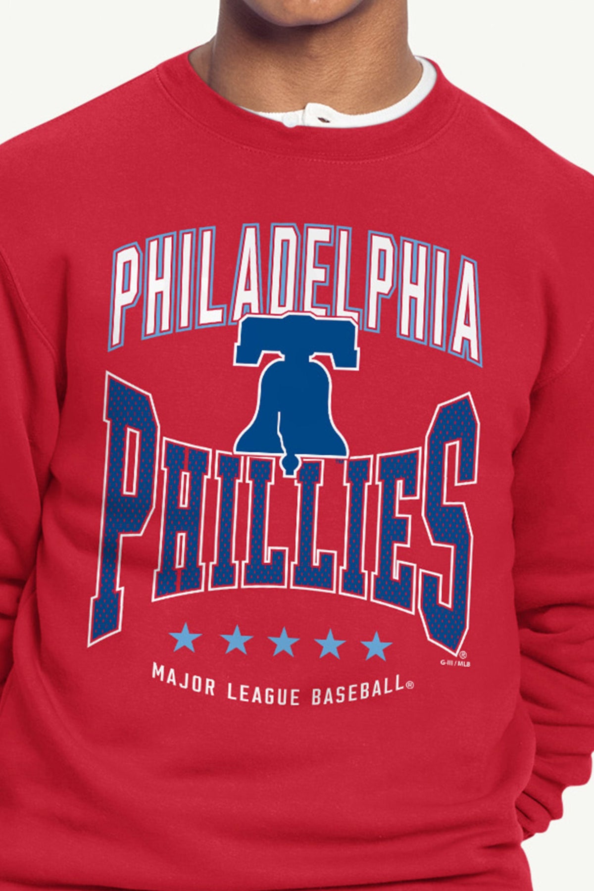 MENS PHILADELPHIA PHILLIES CENTER SQUEEZE SWEATSHIRT